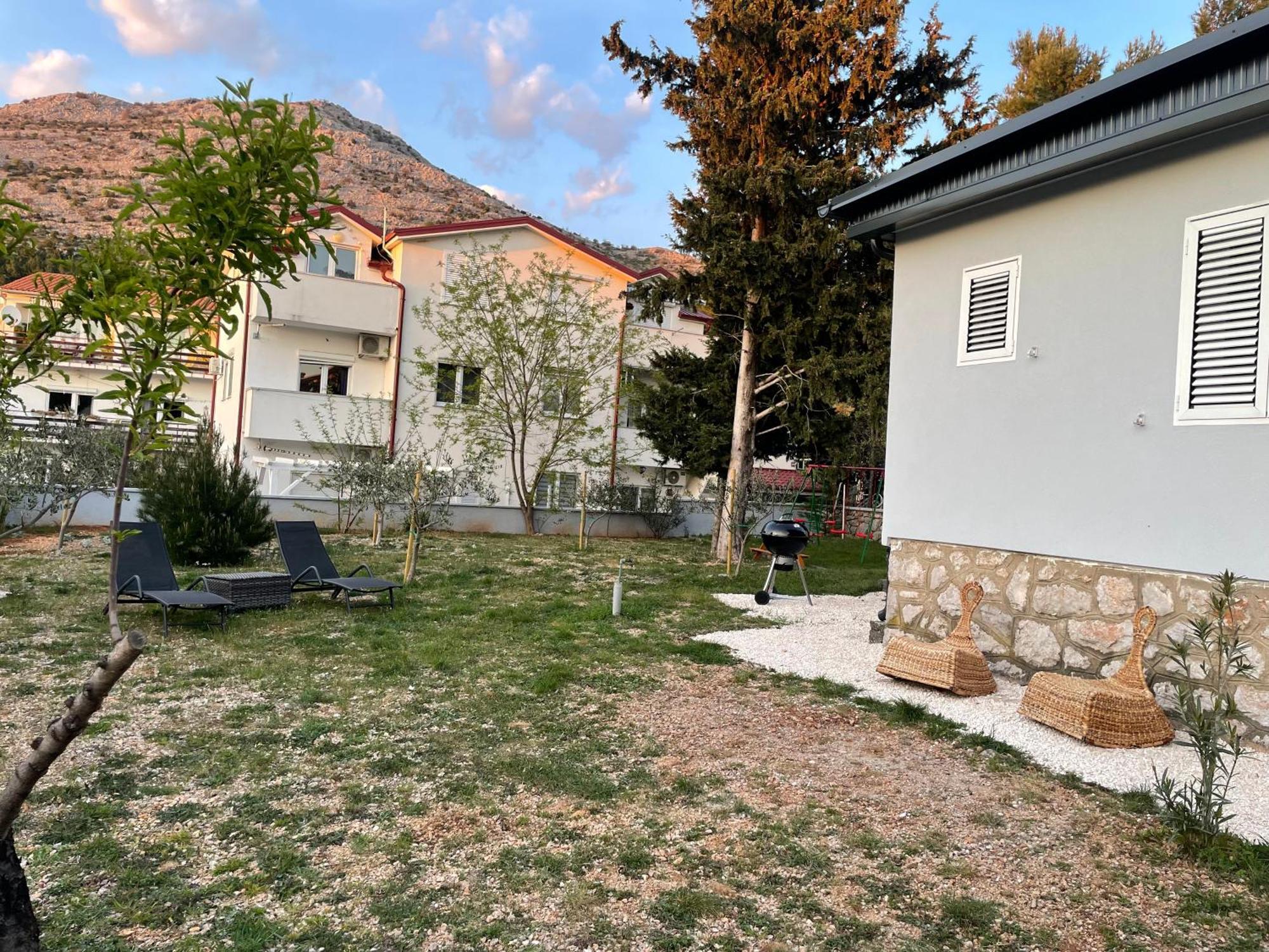 Holiday Home Lola - Large Outdoor Area Starigrad Paklenica Exterior photo