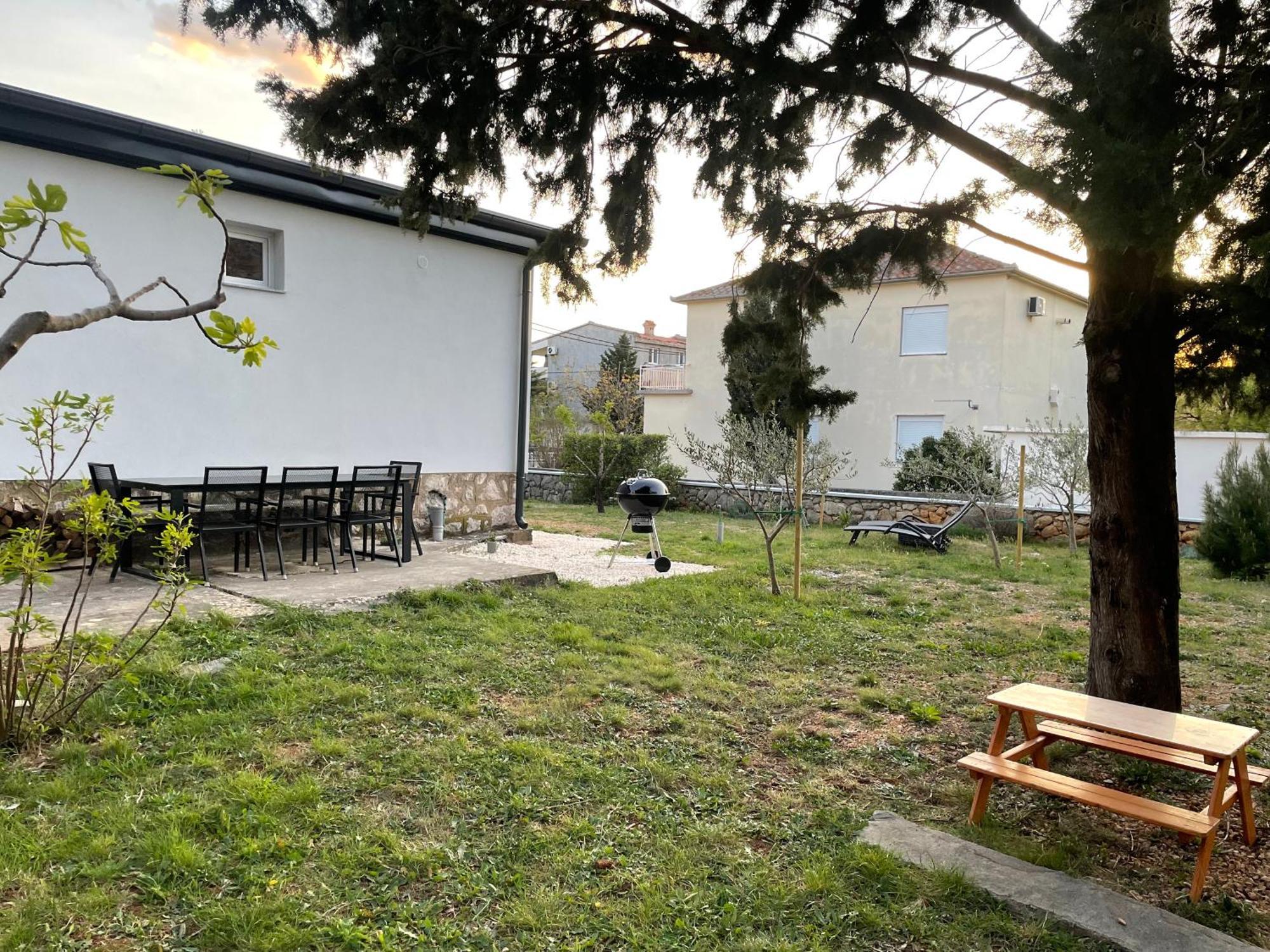 Holiday Home Lola - Large Outdoor Area Starigrad Paklenica Exterior photo