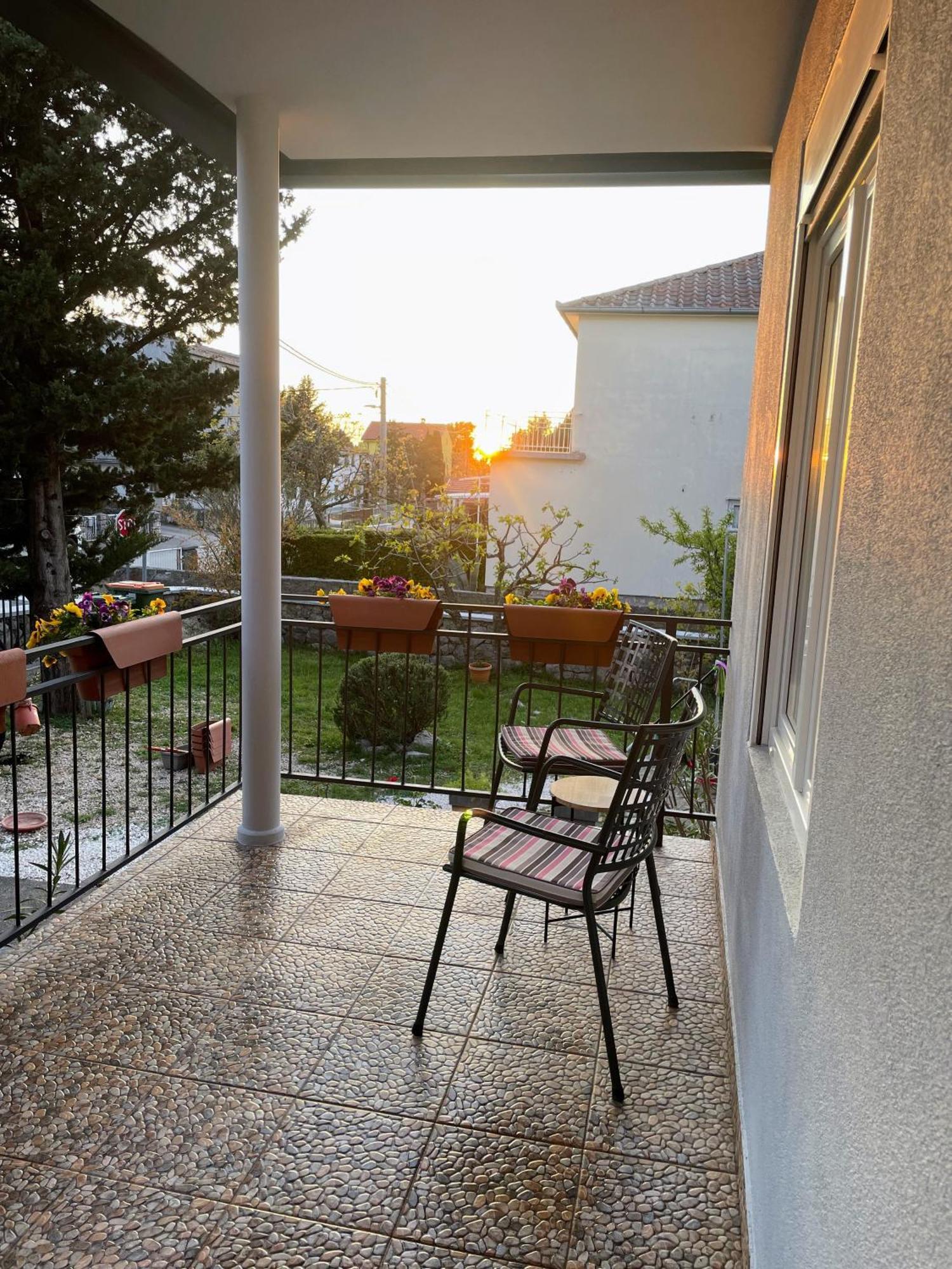 Holiday Home Lola - Large Outdoor Area Starigrad Paklenica Exterior photo